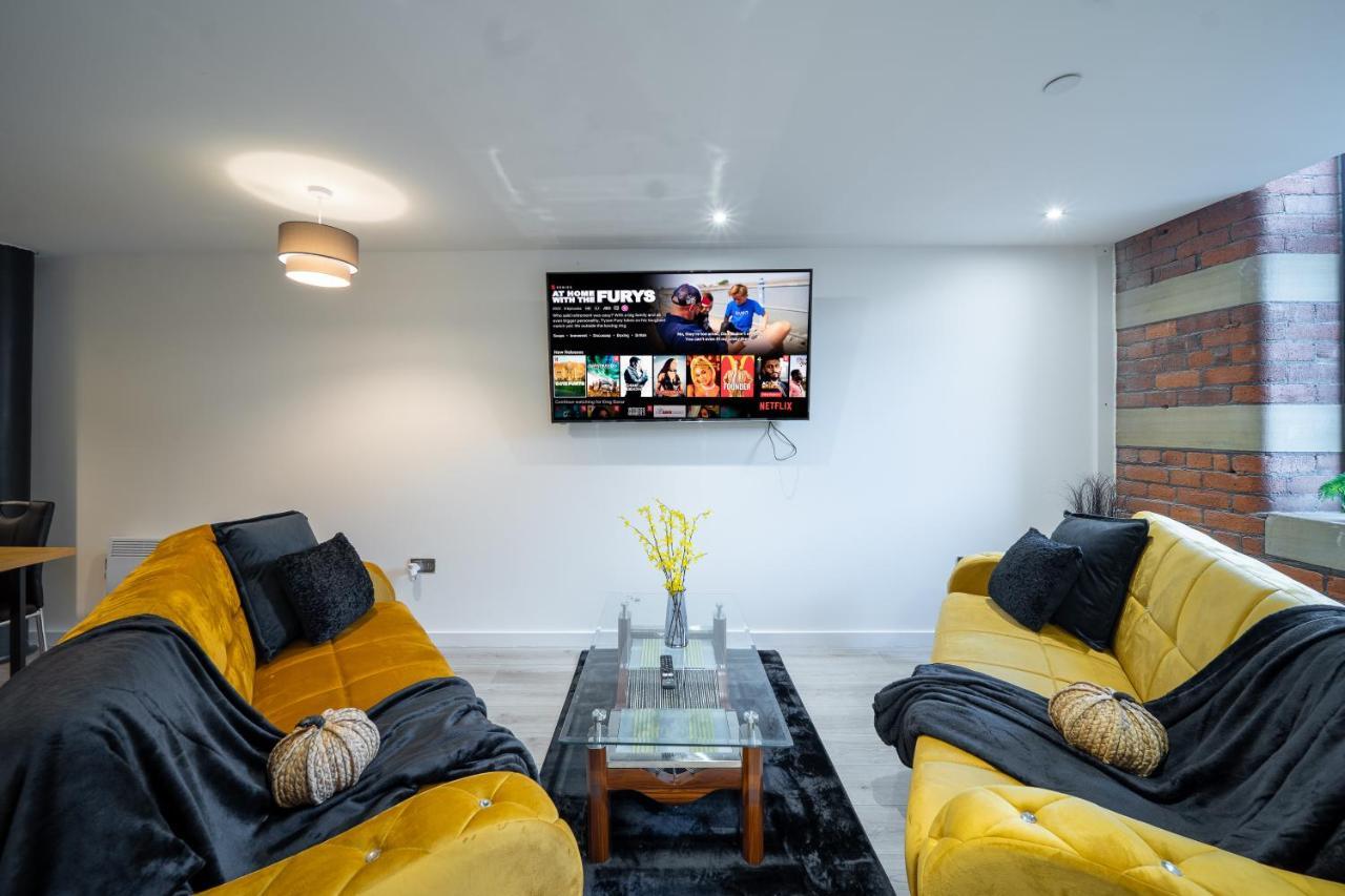 Bv Spacious 1-Bedroom Apartment Close To Town Center - Sleeps 6 Bradford  Dış mekan fotoğraf